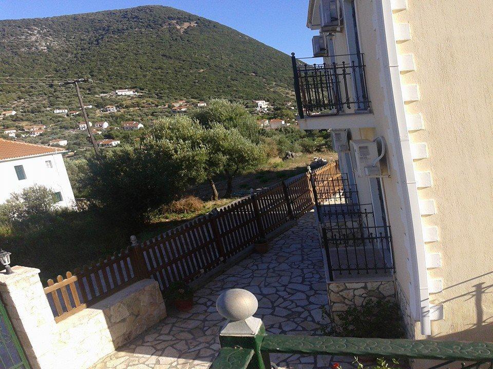 Iriana Village Inn Stavros  部屋 写真
