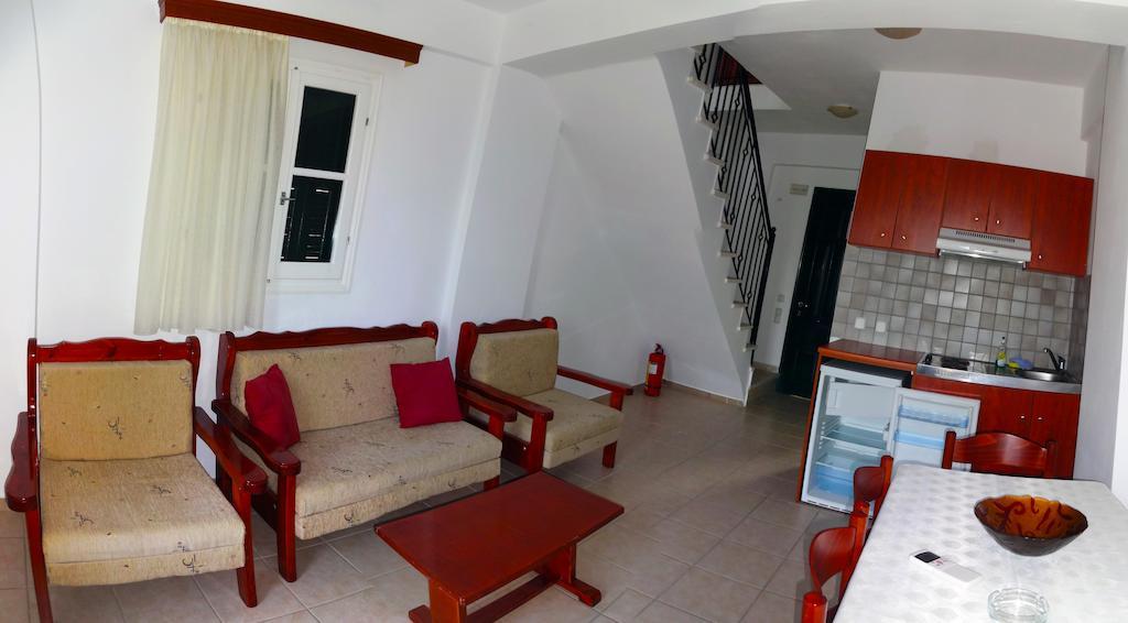 Iriana Village Inn Stavros  部屋 写真