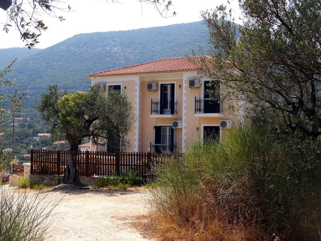 Iriana Village Inn Stavros  部屋 写真